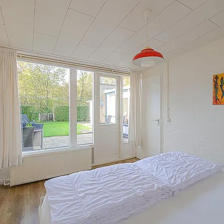 Duinland 251 - 6 Persoons Vakantiehuis * Sint Maartensvlotbrug