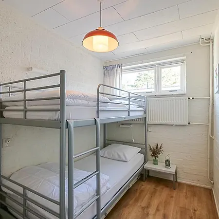 Duinland 251 - 6 Persoons Vakantiehuis 펜션
